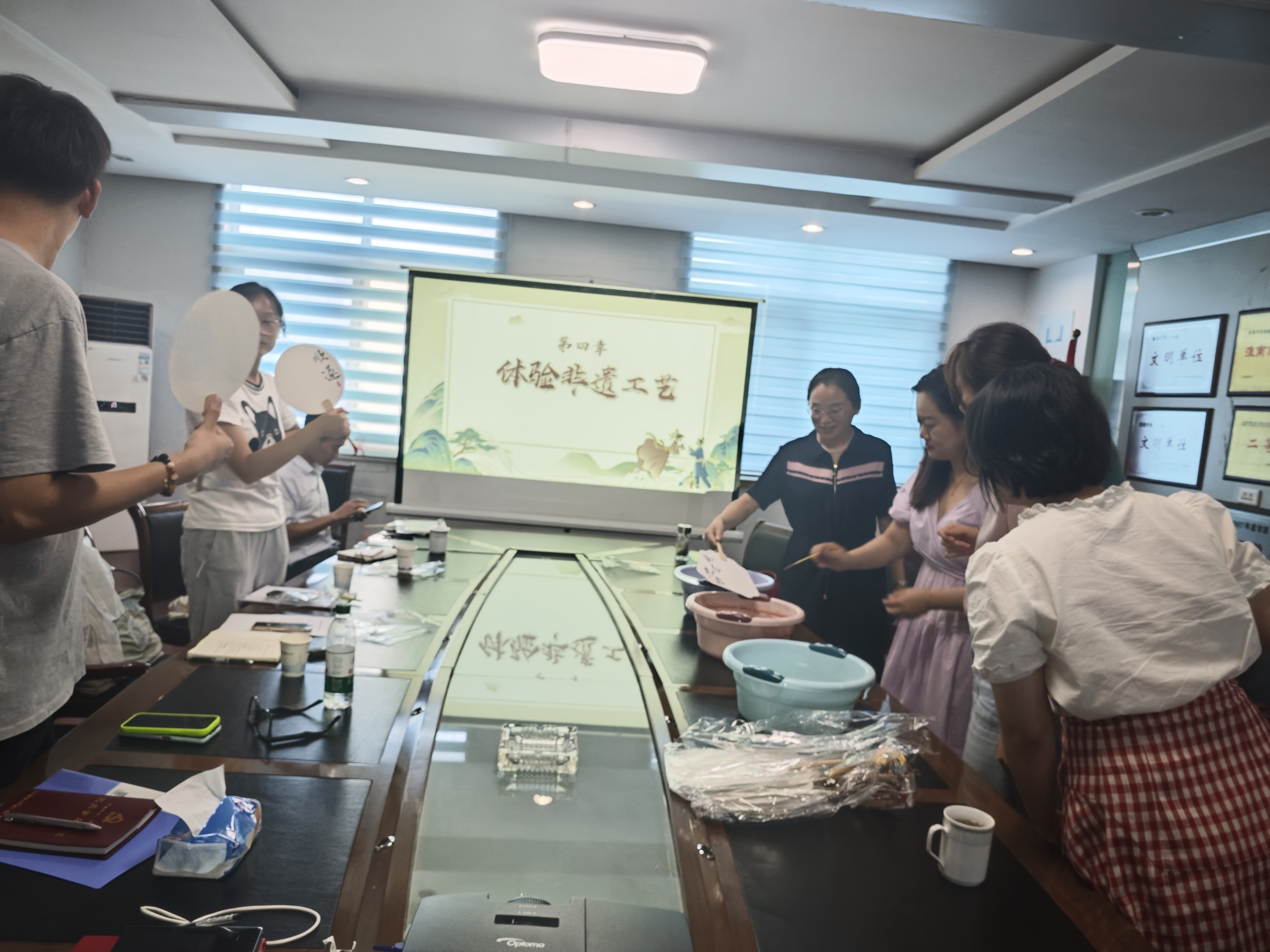 傳承經(jīng)典 體驗(yàn)非遺 浪漫迎七夕